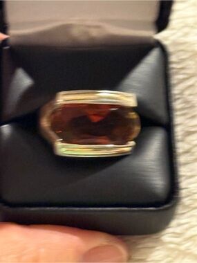 Singer 925 &18K gold Faceted Amber Glass Statement Ring size 8